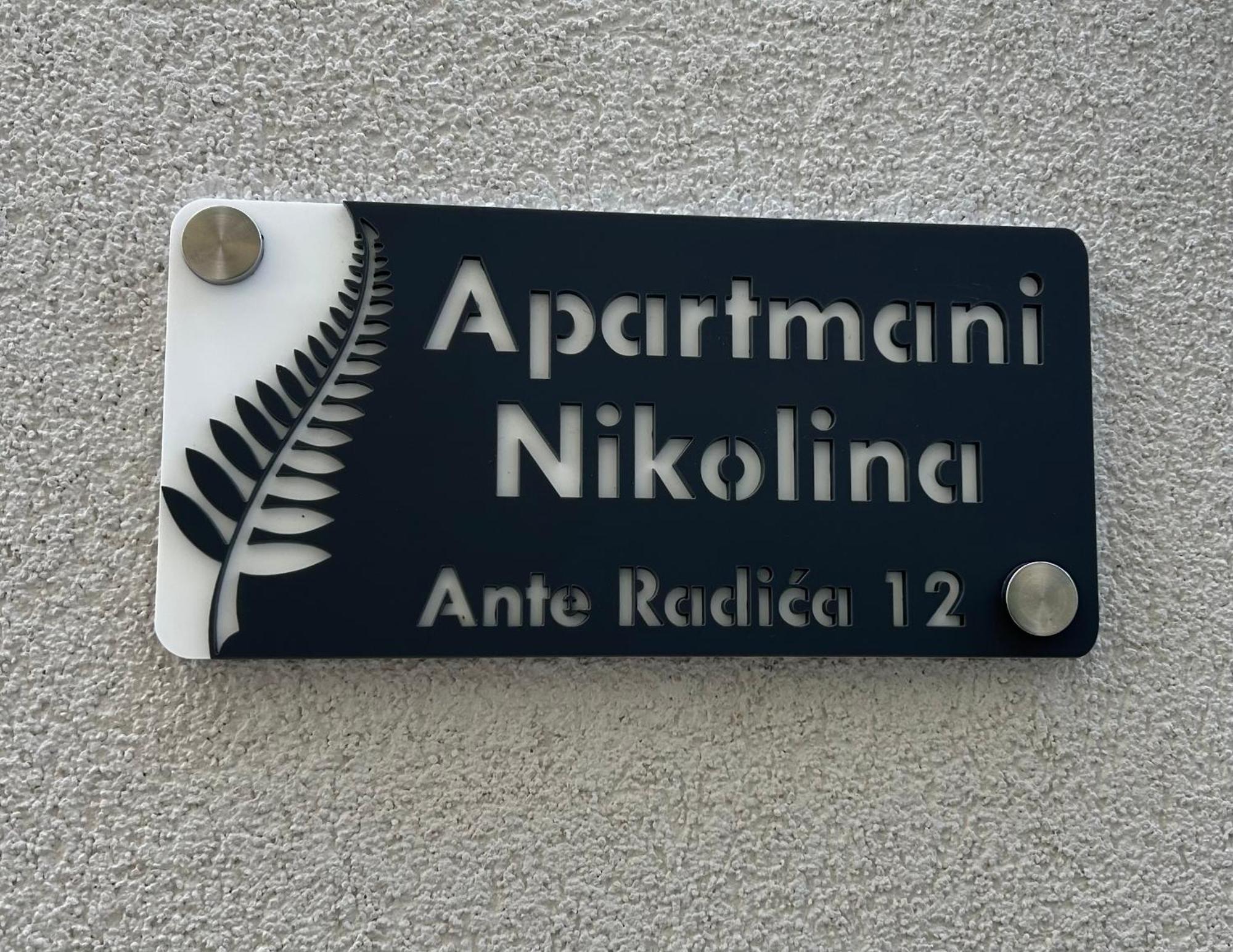 Center Apartments Nikolina Bol Exterior foto
